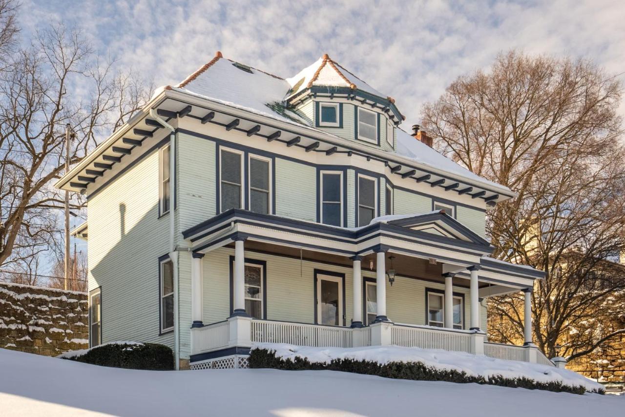 Dubuque'S Front Porch, Historic Charmer, Walk Downtown Exterior foto